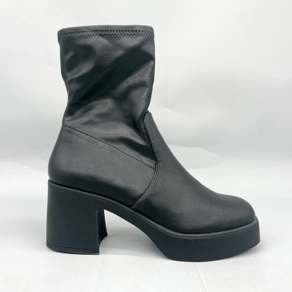 Steve Madden Womens 8.5M Inntel Boots Black Faux Leather Platform Chunky Heel